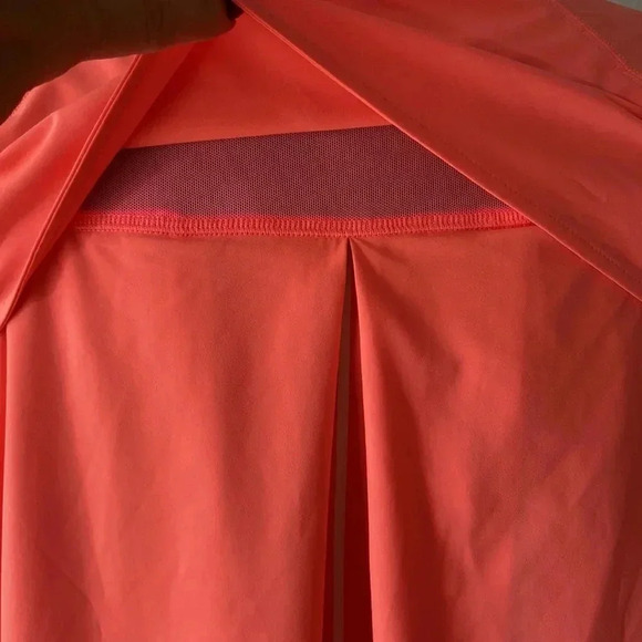 Lululemon | Sun ☀️ Showers Jacket - Picture 11 of 16